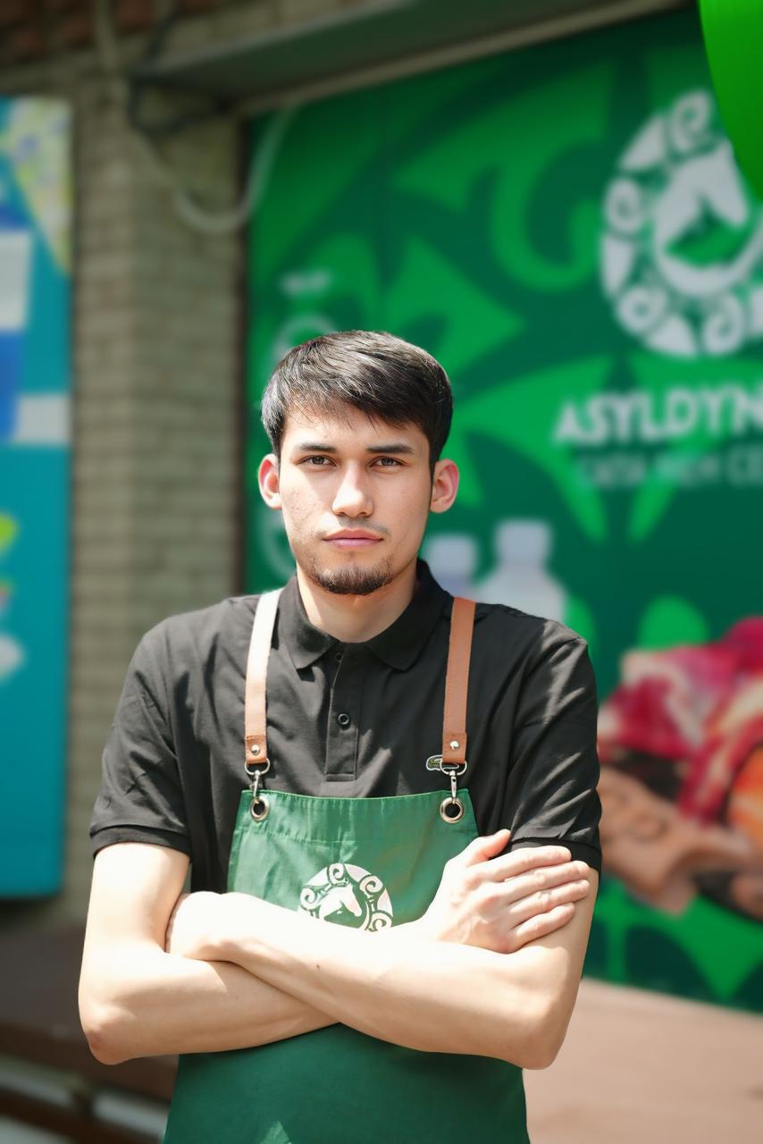 Батыр - Ассистент мясника